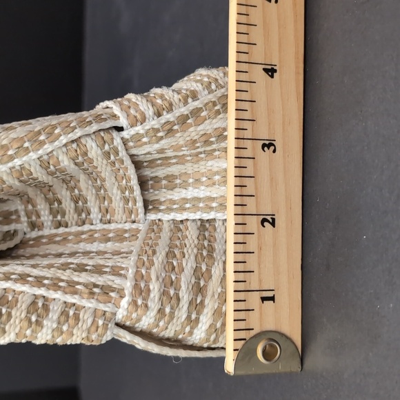 VGT, Fiona Italian Straw Woven Women's Handbag with Rope Handles. - Picture 14 of 16